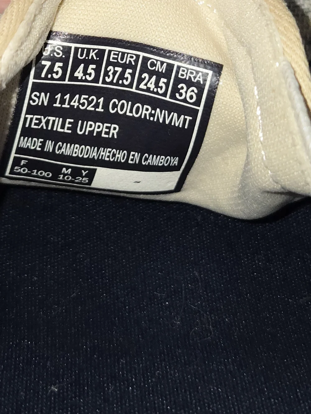 Skechers casual slip